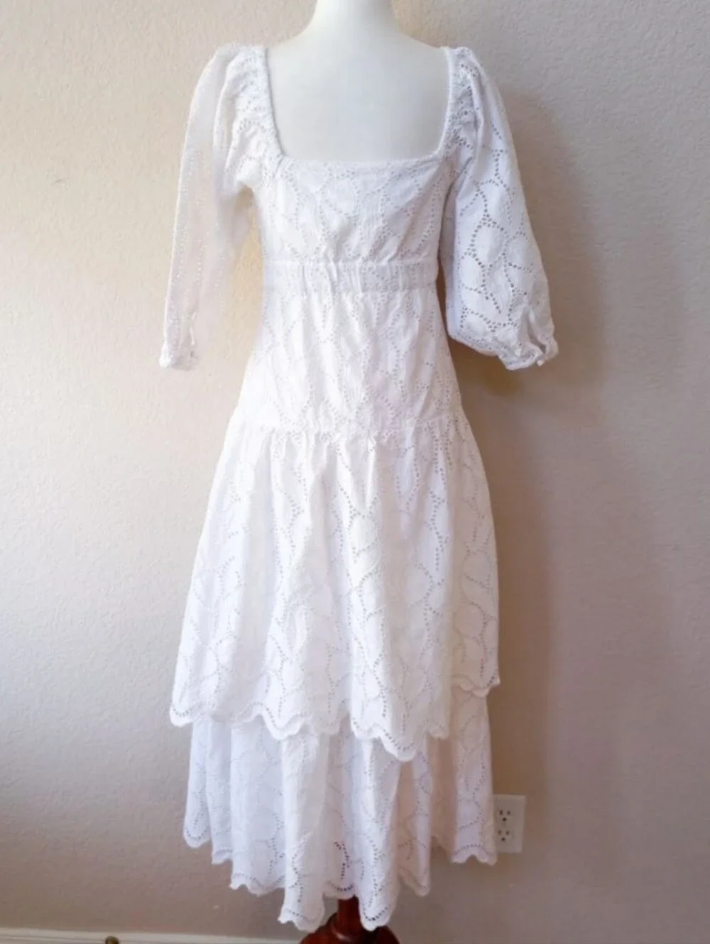 Anthropologie Maeve elegant white tiered eyelet midi dress with a square neckli - Picture 7 of 10